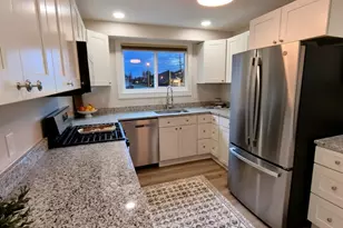 1949 Crafton Blvd, Pittsburgh, PA 15205 - Photo 10