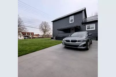 1949 Crafton Blvd, Pittsburgh, PA 15205 - Photo 2