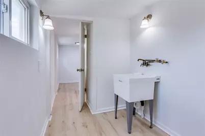 533 Center Hill Rd, Pittsburgh, PA 15239 - Photo 14