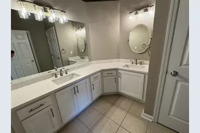 5827 Pierce St, Pittsburgh, PA 15232 - Photo 8