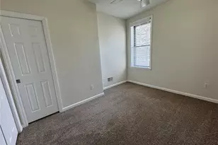 5827 Pierce St, Pittsburgh, PA 15232 - Photo 12