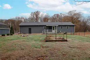 470 N Liberty Rd, Liberty Township, PA 16127 - Photo 18