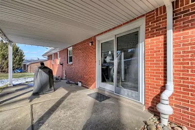 14114 Valley View Dr, White Oak, PA 15131 - Photo 34