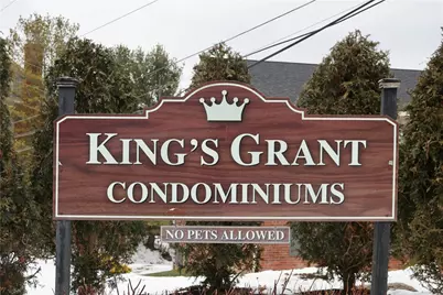 1010 Margarite Dr #C, Scott Township, PA 15216 - Photo 2