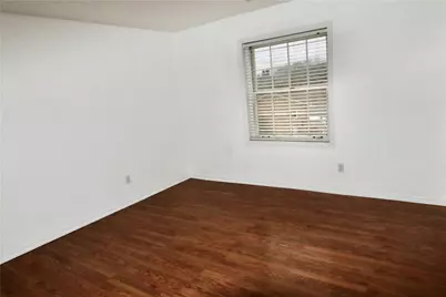 1010 Margarite Dr #C, Scott Township, PA 15216 - Photo 10