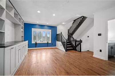 10098 Mansion Dr, Pittsburgh, PA 15044 - Photo 4