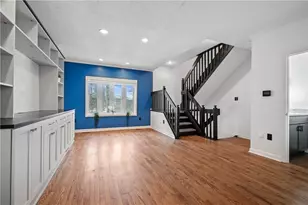 10098 Mansion Dr, Pittsburgh, PA 15044 - Photo 4