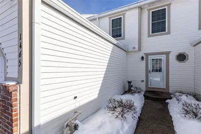 1465 Yorktown Dr, Cecil, PA 15055 - Photo 4