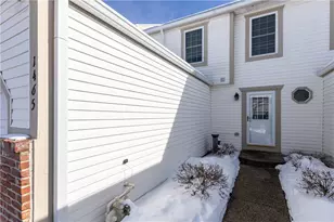 1465 Yorktown Dr, Cecil, PA 15055 - Photo 4