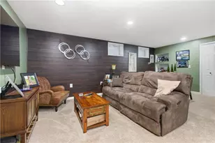 1465 Yorktown Dr, Cecil, PA 15055 - Photo 26