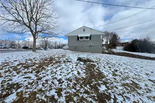 75 N Westmoreland Ave, Hempfield Township, PA 15601 - Photo 4