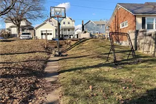 434 1st Ave, Ellwood City, PA 16117 - Photo 8