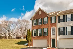 5003 Foxwood Ct, Gibsonia, PA 15044 - Photo 1