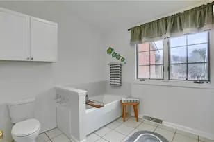 102 Kress View Dr, Oakdale, PA 15071 - Photo 26