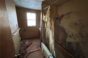 1512 Spring Run Road Extension, Coraopolis, PA 15108 - Photo 16