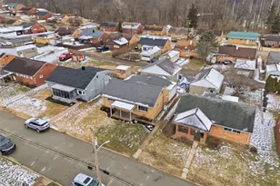 130 Eisner Ave, Bridgeville, PA 15017 - Photo 36