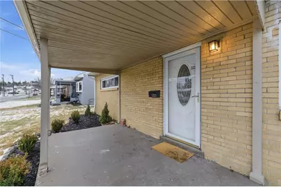 130 Eisner Ave, Bridgeville, PA 15017 - Photo 2