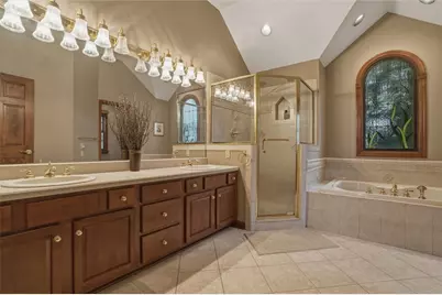 1000 Fawn Valley Dr, Cecil, PA 15317 - Photo 24