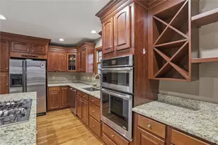 1000 Fawn Valley Dr, Cecil, PA 15317 - Photo 14