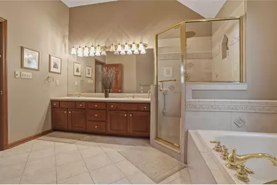 1000 Fawn Valley Dr, Cecil, PA 15317 - Photo 26