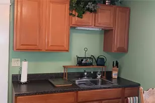 408 E Garfield Ave, New Castle, PA 16105 - Photo 16