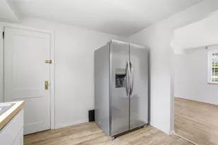 1219 Circle Dr, Pittsburgh, PA 15221 - Photo 14