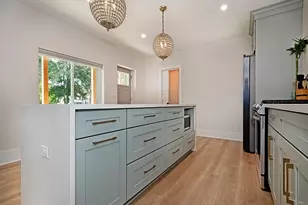 2120 Lowrie St, Pittsburgh, PA 15212 - Photo 12