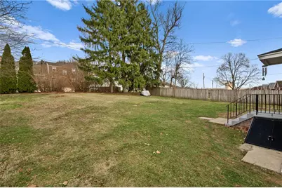 1061 Ohio Ave, Midland Boro, PA 15059 - Photo 22