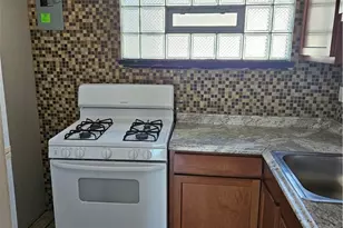 1907 Hanover St, Pittsburgh, PA 15218 - Photo 6