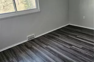 1907 Hanover St, Pittsburgh, PA 15218 - Photo 14