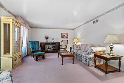115 Lakeview Drive, Robinson Twp, PA 15136 - Photo 4