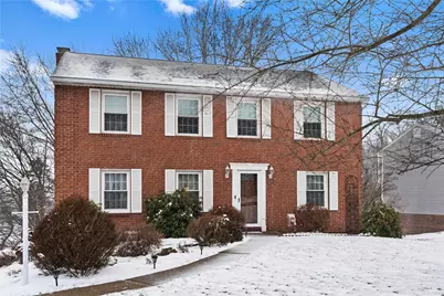 115 Lakeview Drive, Robinson Twp, PA 15136 - Photo 2
