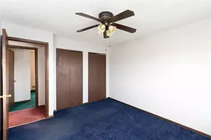 3195 Camberly Dr, Hampton, PA 15044 - Photo 12