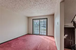 3195 Camberly Dr, Hampton, PA 15044 - Photo 6