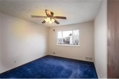 3195 Camberly Dr, Hampton, PA 15044 - Photo 12