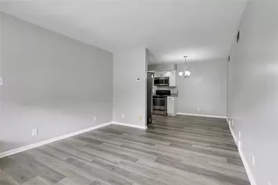 841 E Lutton St, New Castle, PA 16101 - Photo 8