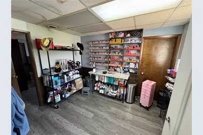 10320 Main Floor Perry Hwy, Pittsburgh, PA 15090 - Photo 18