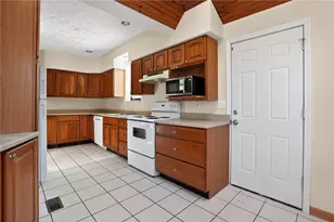 254 Cline St, East Pittsburgh, PA 15112 - Photo 16