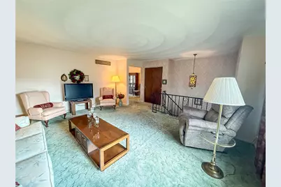 300 N Duffy Rd, Twp of But NW, PA 16001 - Photo 12