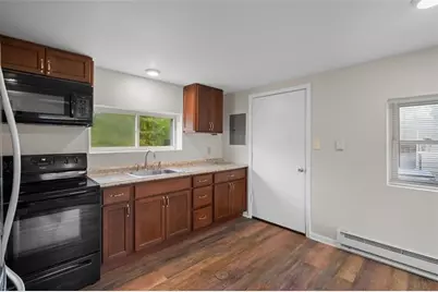 1122 Pittsburgh Rd, Valencia, PA 16059 - Photo 6