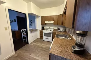 510 Ivory Ave, Pittsburgh, PA 15214 - Photo 10