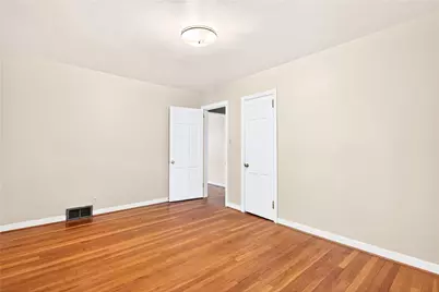 221 Park Ave, Pittsburgh, PA 15229 - Photo 14