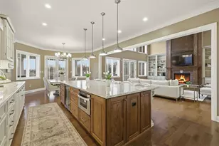 308 Sutherland Dr, Peters Township, PA 15367 - Photo 16