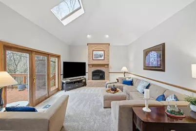 361 Kane Blvd, Scott Township, PA 15243 - Photo 12