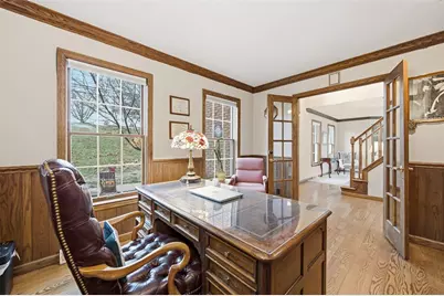 361 Kane Blvd, Scott Township, PA 15243 - Photo 6