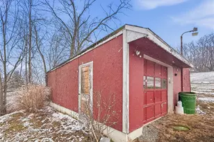 1513 Sycamore Ln, Mount Pleasant Township, PA 15666 - Photo 16