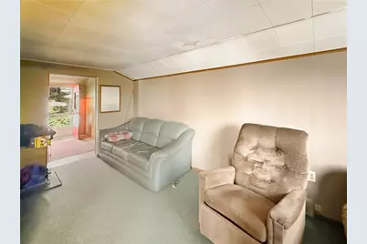 1513 Sycamore Ln, Mount Pleasant Township, PA 15666 - Photo 4