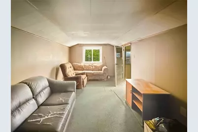 1513 Sycamore Ln, Mount Pleasant Township, PA 15666 - Photo 6