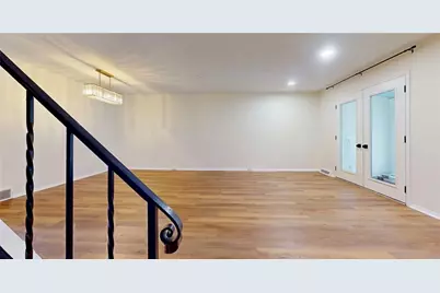 1210 Sheffield St, Pittsburgh, PA 15233 - Photo 10