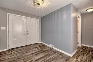 149 Crest View, Hempfield Township, PA 15601 - Photo 8